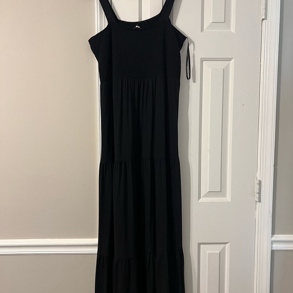 Loft Tiered Maxi Dress - Picture 4 of 12
